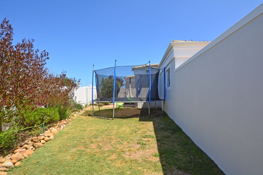 3 Bedroom Property for Sale in Sunningdale Western Cape